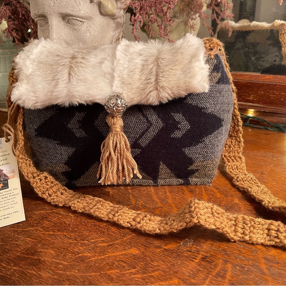 BJB211 PRESENTS THE YELLOWSTONE COLLECTION HANDBAGS
